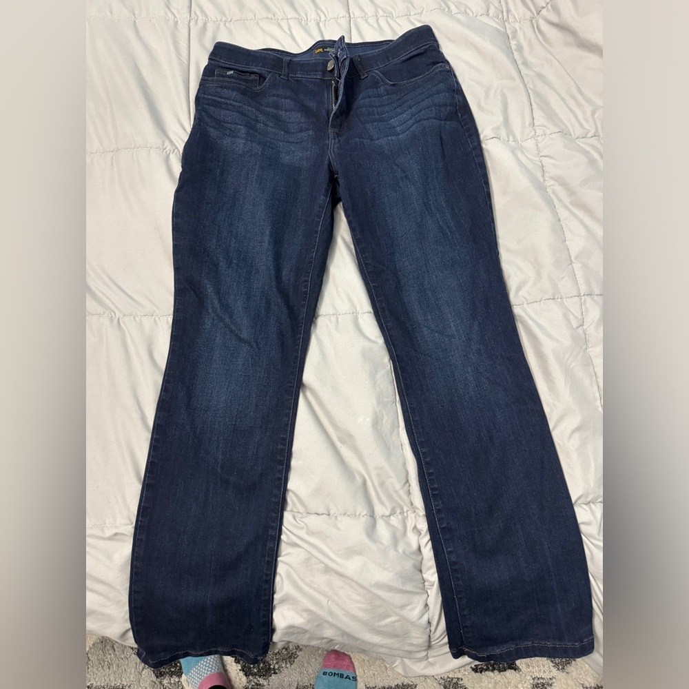 Lee Women's Ultra Lux Comfort with Flex Motion Straight Leg Jean-size 14
